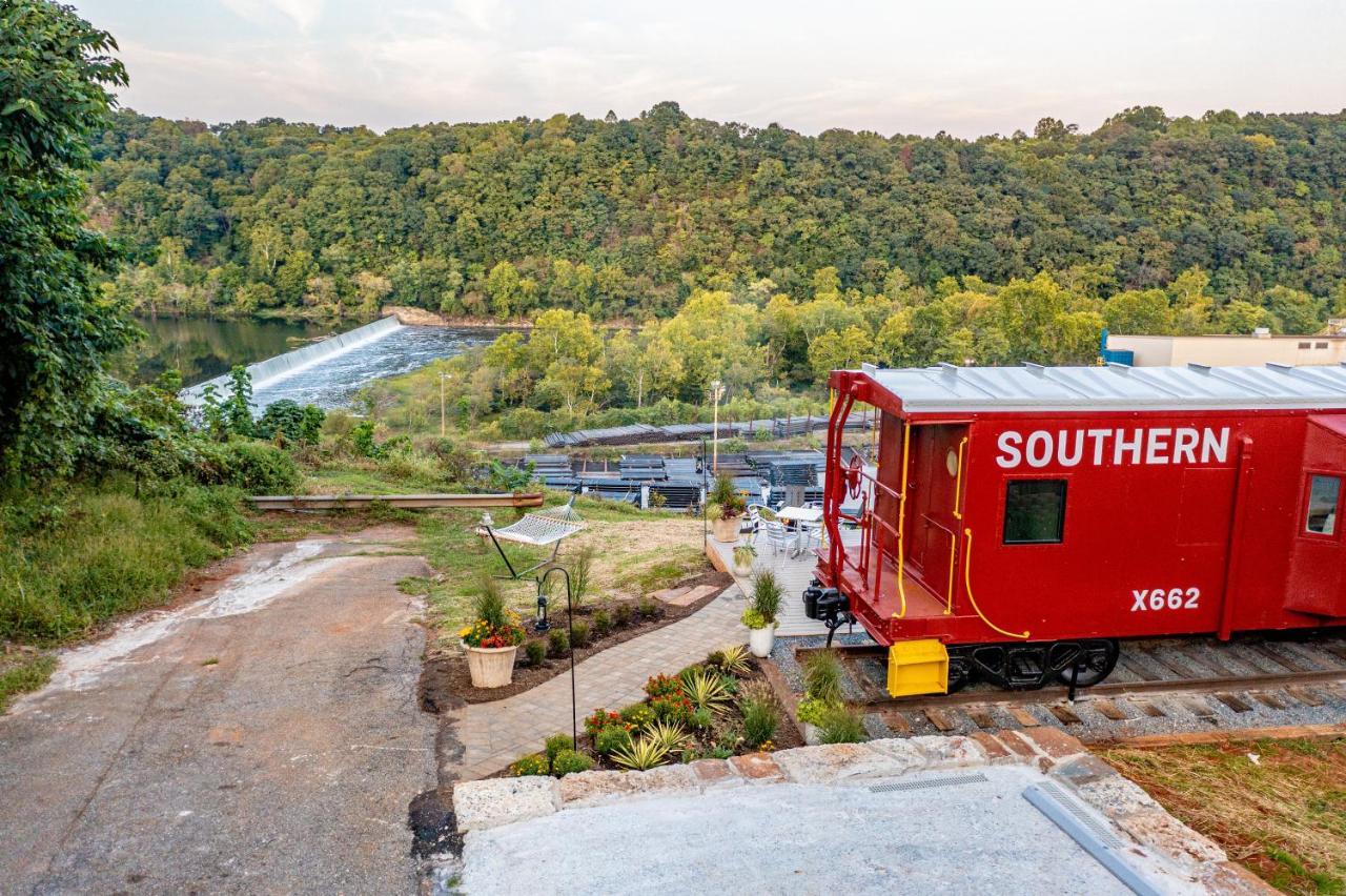 Train Caboose & River Views Near Downtown Lynchburg Buitenkant foto